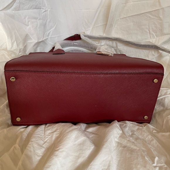 NWT Kate Spade - Candace Satchel in Train Car Red leather. - Picture 5 of 5